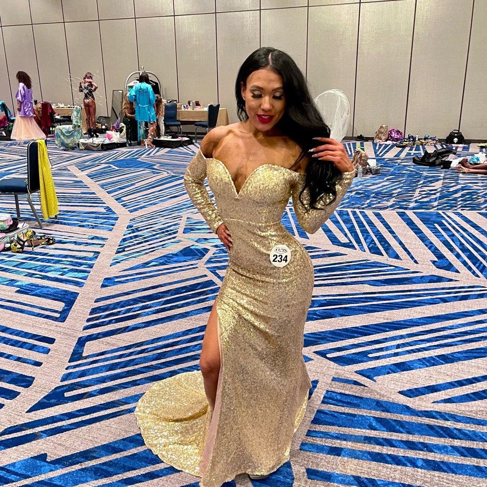 Gold gown